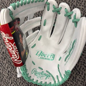 Rawlings Liberty Advanced RH Softball Glove 13" (New)