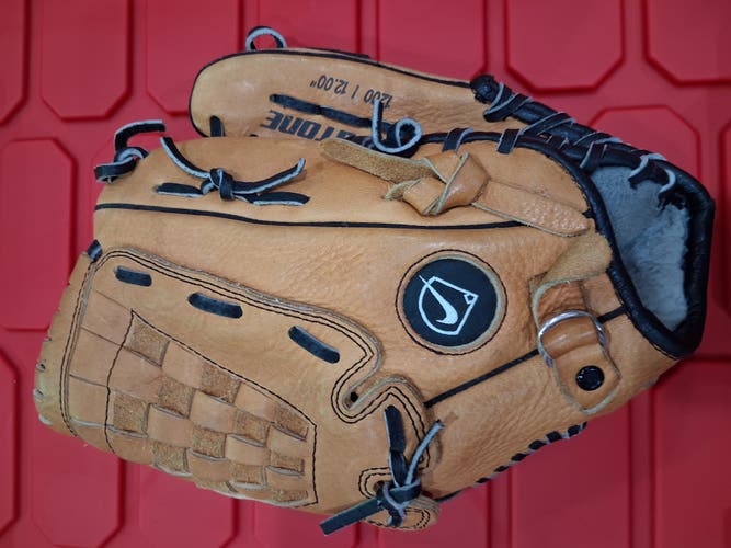Nike Infield Keystone Series Diamond Ready Baseball Glove 12" (Used)