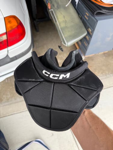 XL CCM neck guard