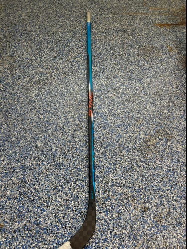 Senior Bauer Nexus Sync Left Hand Hockey Stick P92 87 Flex (Used)