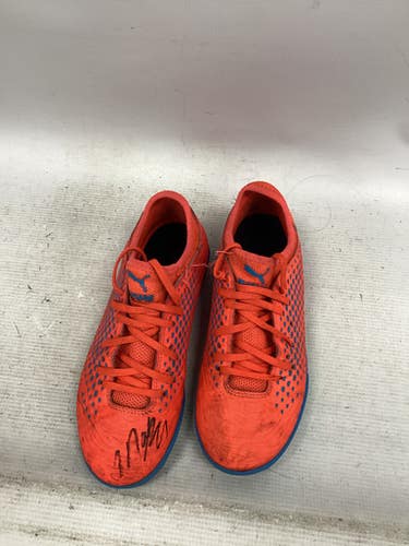 Used Puma Soccer Turf Shoes Red Senior 5.5 11851-s000040537