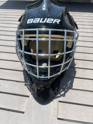 Youth Small 2015 Bauer NME3 Goalie Mask (Used)