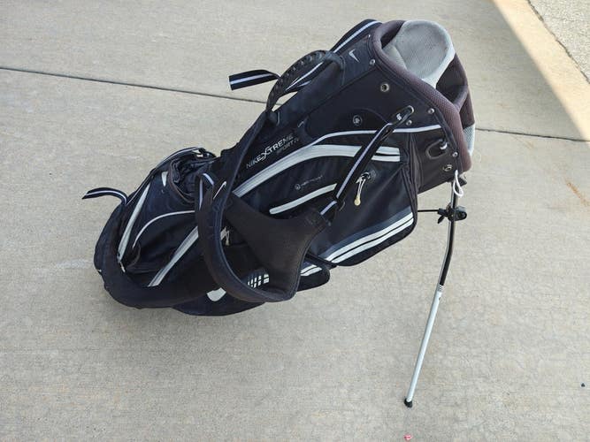 Nike Extreme Sport IV 8 Divider Dual Strap Golf Stand Bag Black/White