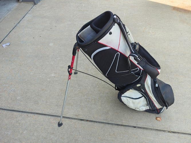 Callaway Hyper-Lite 3.0 3 Divider Dual Strap Golf Stand Bag Black/White/Red