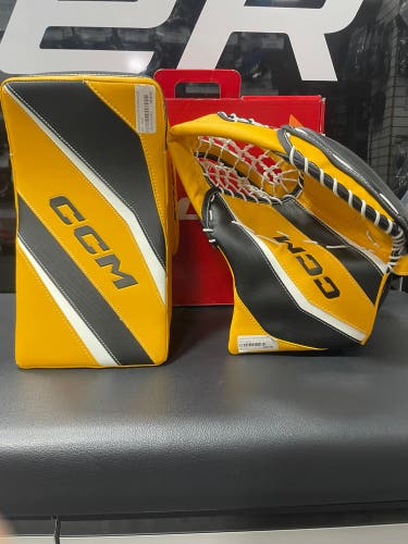 CCM EFlex 6 Regular Glove and Blocker (New)