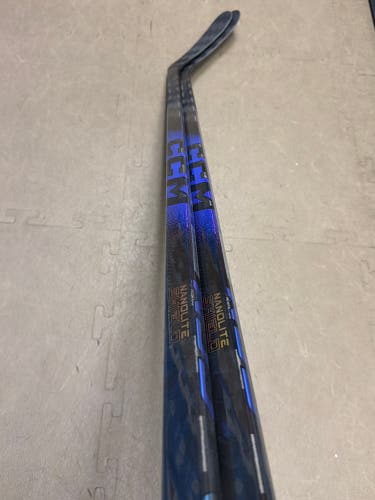 Senior CCM Ribcor Trigger 10 Pro Right Hand Hockey Stick P28+1/4 70 Flex (New) - 2 pack