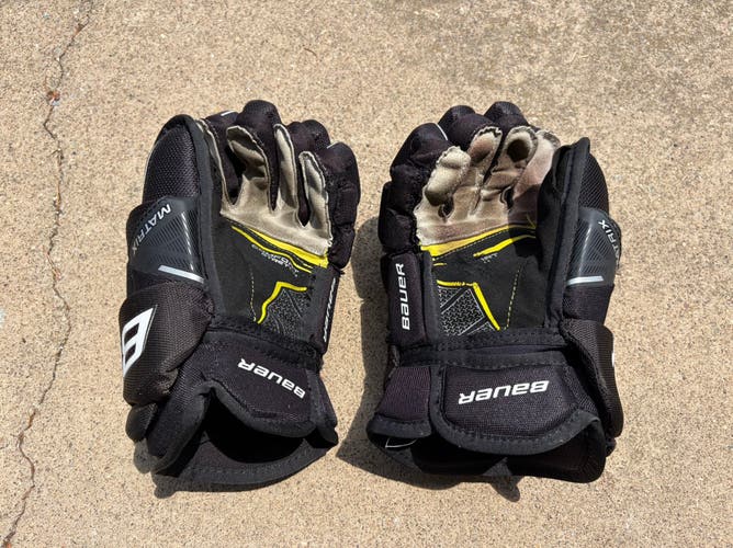Bauer Supreme Matrix Gloves 12"