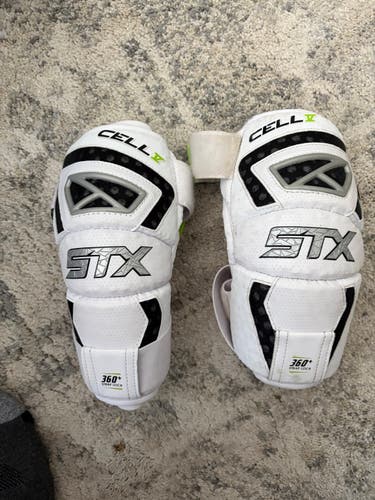 Medium Adult STX Cell V Arm Pads (Used)