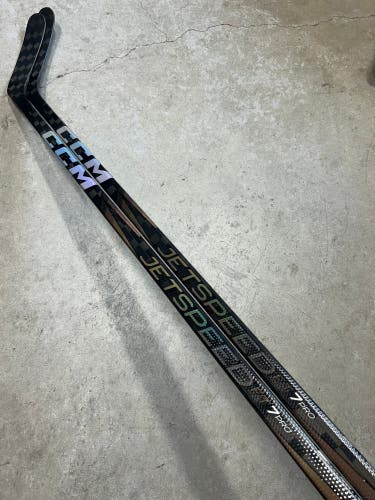 2 PACK 85 Flex Custom P28 Senior CCM Jetspeed FT7 Pro Right Hand Hockey Stick Pro Stock