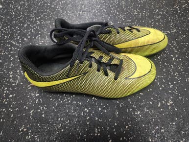 Used Nike Mercurial Soccer Cleats Black And Optic Yellow Junior 05 11849-s000034217