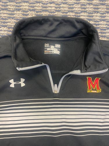 Black Men's Large Under Armour Jacket (Used)