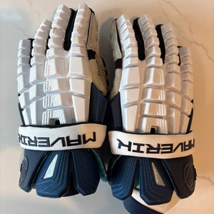 Custom Villanova Men’s Lacrosse Maverik Shift Gloves (New)