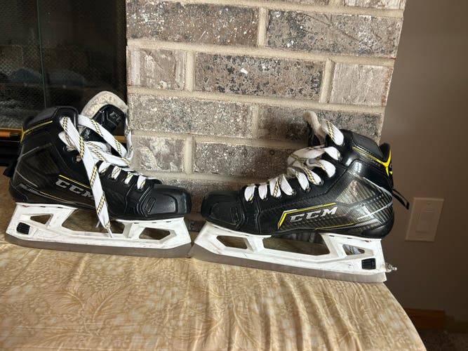 CCM Super Tacks 9370 Hockey Goalie Skates Regular Width 5.5 (Used)
