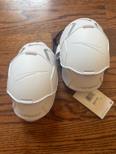 Adult Nike vapor select Arm Pads (New) medium