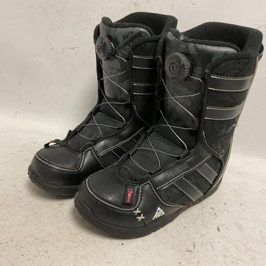 Used K2 Vandal Boa Boys Snowboard Boots Black Junior 05 11855-s000196272