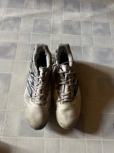 White Men's Size M 10.0 (W 11.0) Adult Adidas Adizero Low Top Molded Cleats (Used)