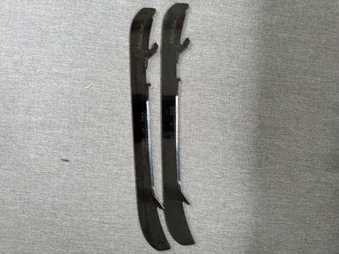 Bauer Fly-Ti XL 272 mm (Lightly Used)