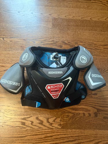 New Maverik Charger Ekg Shoulder Youth Medium