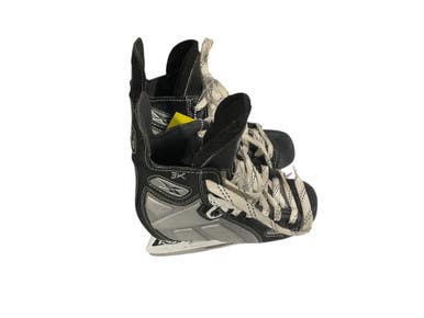Used Reebok 3k Junior Hockey Skate Junior 01 11847-s000031826