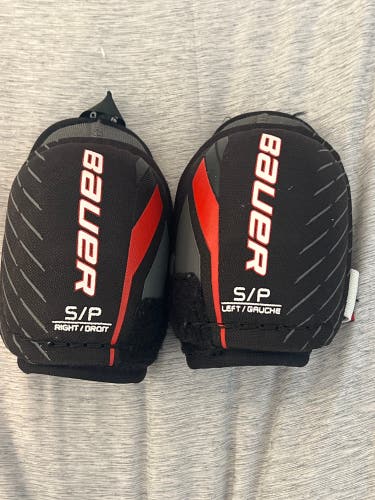 Youth Small Bauer Lil Sport Elbow Pads (Used)