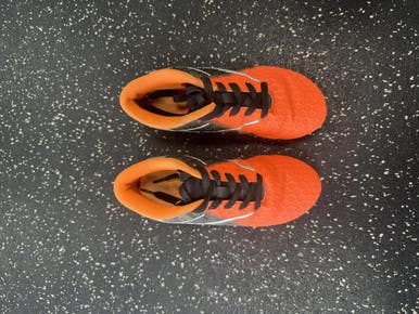Used Dream Pairs Soccer Cleats Orange Youth 13.0 11849-s000034667