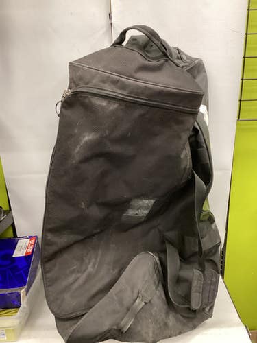 Used Ccm Sr Hockey Wheeled Black 11851-s000041752