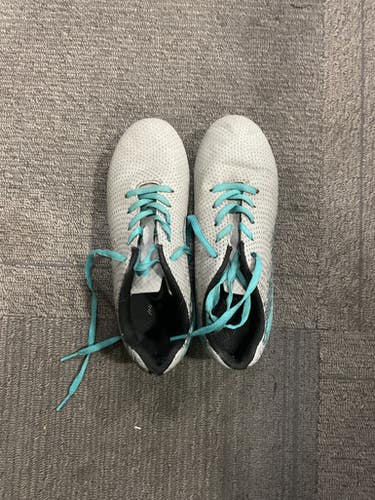 Used Dsg Soccer Cleats Grey Junior 02.5 11614-s000227993