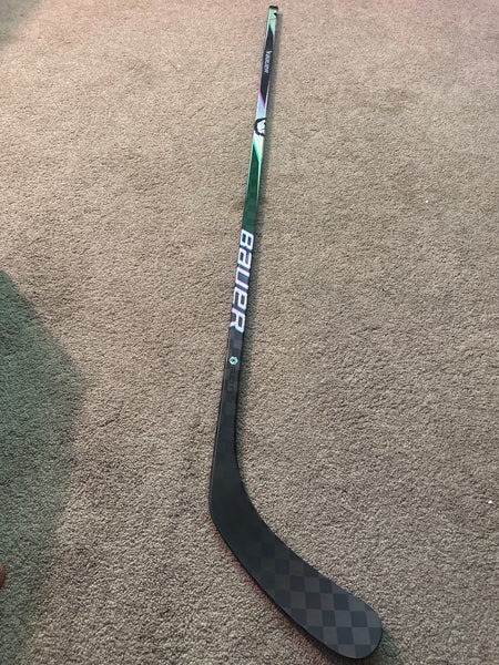 Senior Bauer Proto2 Left Hand Hockey Stick P92 77 Flex (New) Black Version