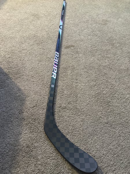 Senior Bauer Proto2 Left Hand Hockey Stick P28 77 Flex (New) Black Version