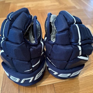 Bauer Supreme Ultrasonic Gloves 12" (Used)