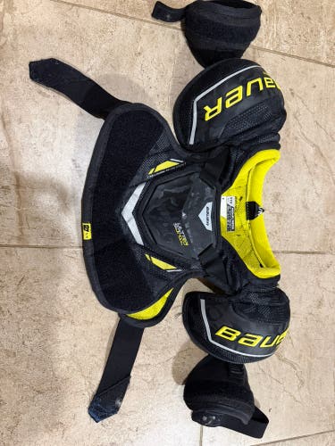 Large Youth Bauer Supreme Ultrasonic Shoulder Pads (Used)