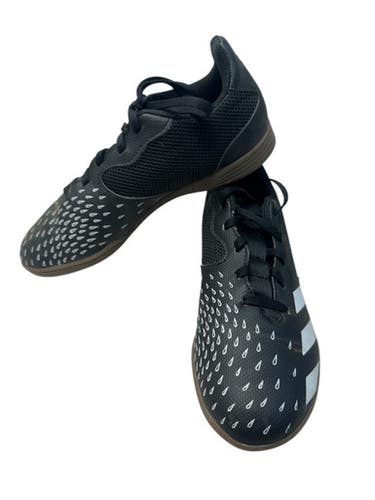Used Adidas Predator Soccer Indoor Shoes Black Junior 03 11835-s000202995