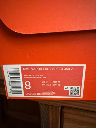White Men's Size M 8.0 (W 9.0) Nike Vapor Edge Speed 360 2 Cleats (New)