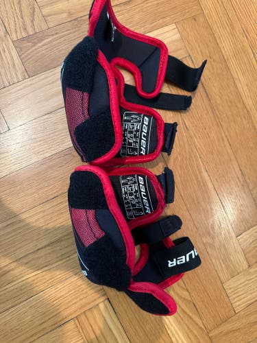 Junior Small Bauer Vapor X700 Elbow Pads (Used)