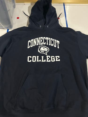 Connecticut college Blue Men's XL Champion Sweatshirt (Used)