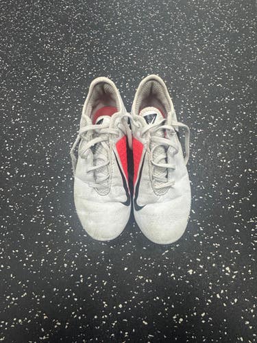 Used Nike Phantom Vision Soccer Indoor Shoes Grey Junior 01 11849-s000035664