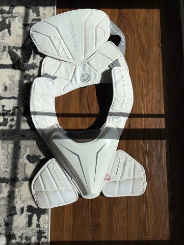 Large Adult Maverik M5 Speed Pad Shoulder Pads (Used)