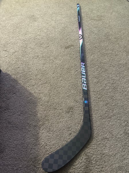 Intermediate Bauer Proto2 right Hand Hockey Stick P28 55 Flex (New) Black Version