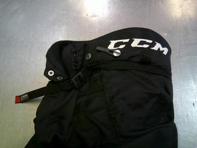 Used Ccm Jetspeed Edge Junior Pant Black Lg 11339-s000198163