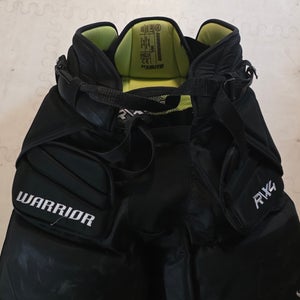 Intermediate Medium Warrior Ritual X4 Hockey Goalie Pants (Used)