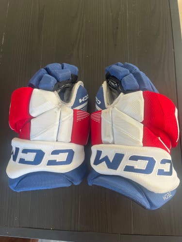 CCM New York Rangers gloves 13" (Used)