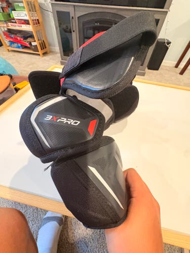 Intermediate Large Bauer Vapor 3X Pro Elbow Pads (Used)