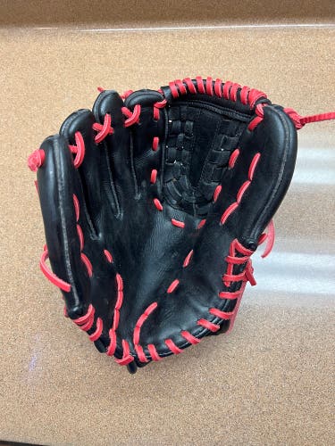Easton EXP4 Youth LH Baseball Glove 11.5" (Used)