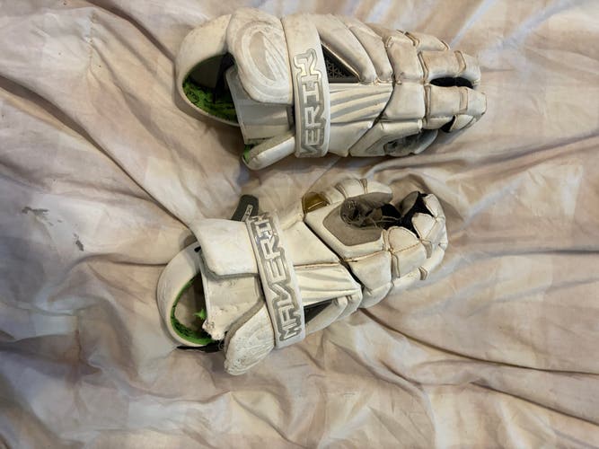 Maverik Max Lacrosse Gloves (Used)