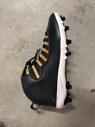Men's Size M 15.0 (W.16.0) Air Jordan Molded Cleats (New)