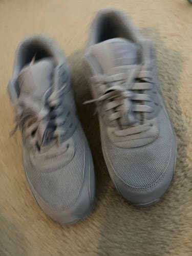 Gray Men's Size M 11.0 (W 12.0) Adult Nike Air Max 90 Shoes (Used)
