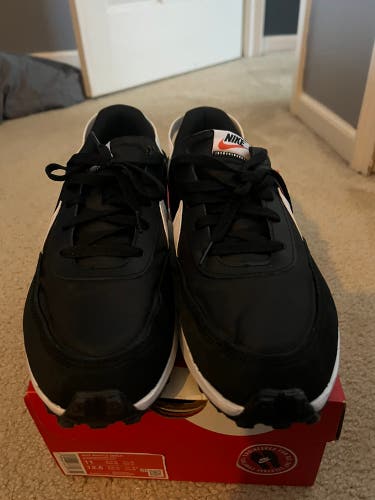 Men's Size M 11.0 (W 12.0) Adult Nike Waffle One Shoes (Used)