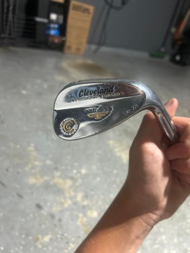 Men's Cleveland Reg 588 Right Handed Wedge Regular Flex 54 Degree Steel Shaft (Used)
