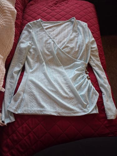 XL Women's Shirt (New)