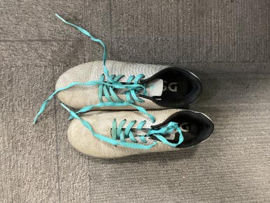 Used Dsg Soccer Cleats Grey Junior 02 11614-s000231114
